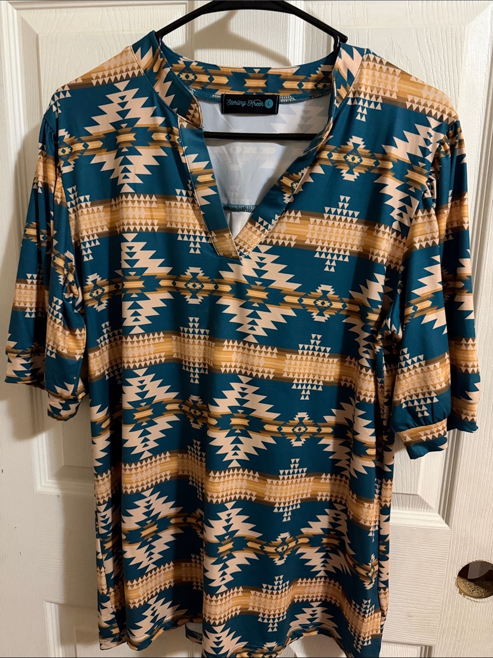 Women’s Teal & Tan Aztec V-Neck Blouse